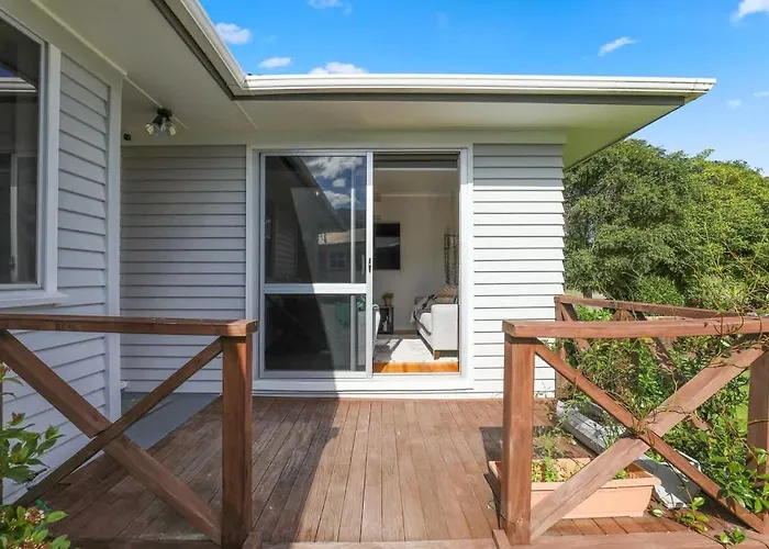 Sunny Tawavale Holiday home
